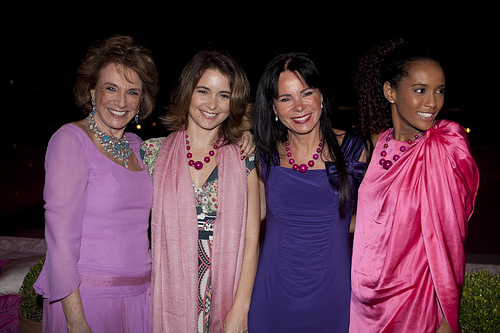 Alice Carta, Cláudia Abreu, Maira Caleffi e Taís Araújo no lançamento nacional do movimento Outubro Rosa, no Hotel Fasano, no Rio de Janeiro. 